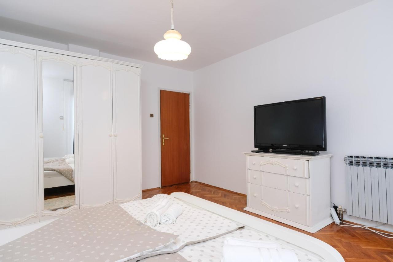 The Cosmic Gate Apartments Visoko Exterior photo