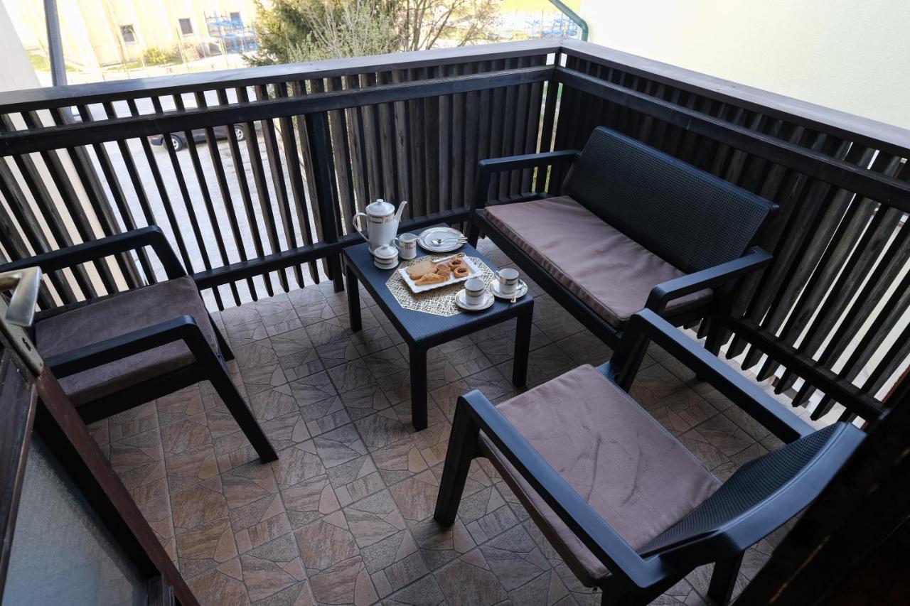 The Cosmic Gate Apartments Visoko Exterior photo